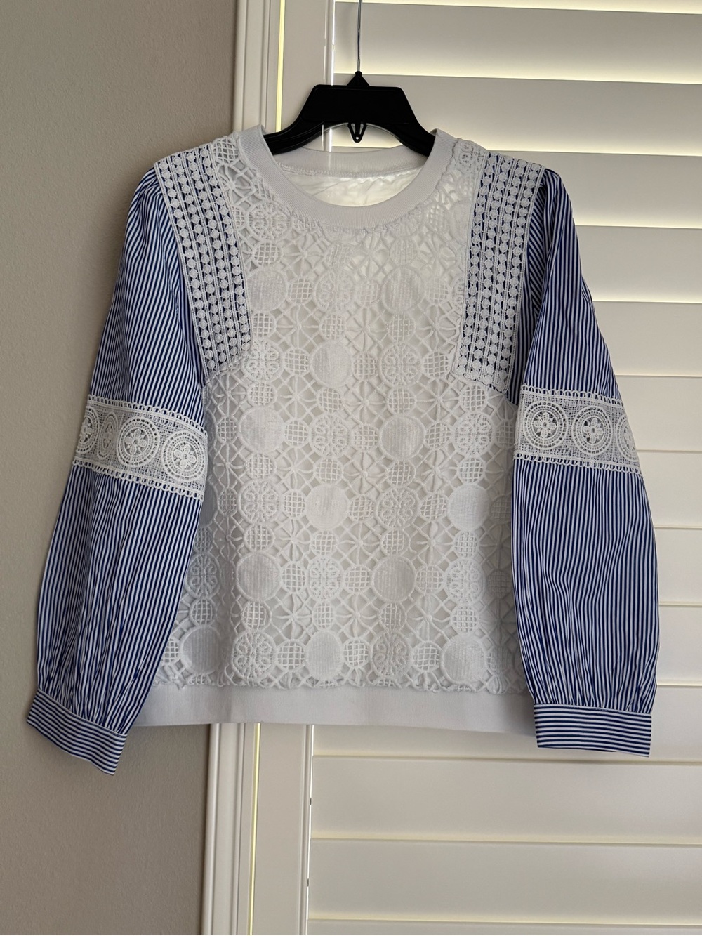 Women’s White Lace Front Top with Blue Stripe Sleeves